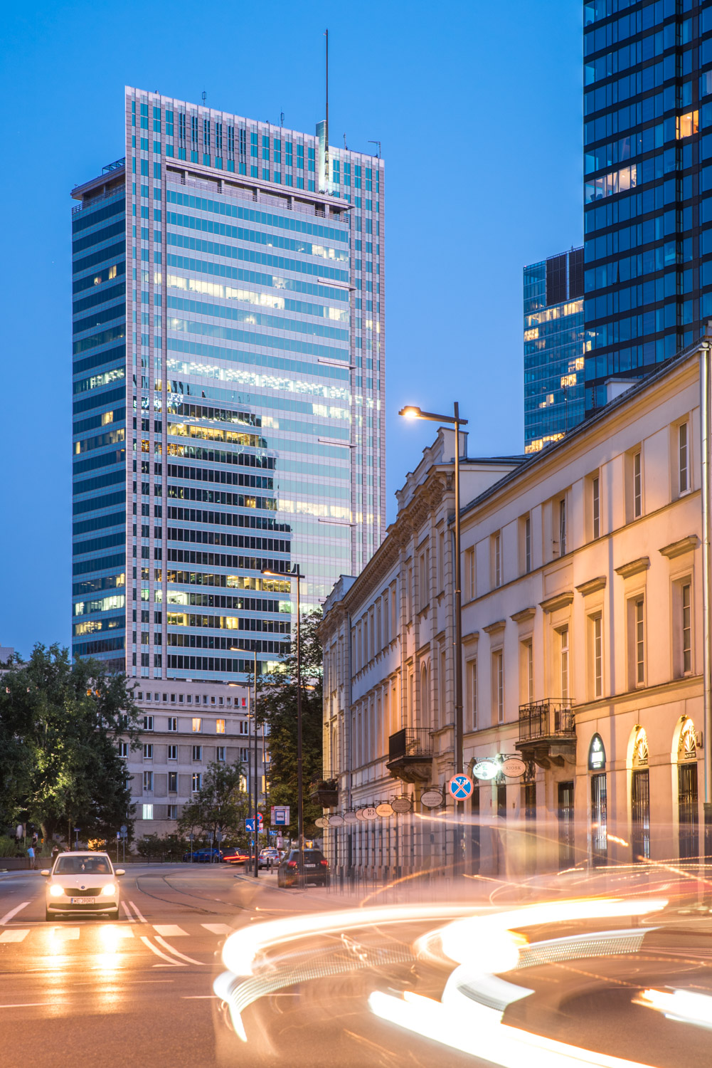 Zdjęcie architektury budynku Warsaw Financial Center